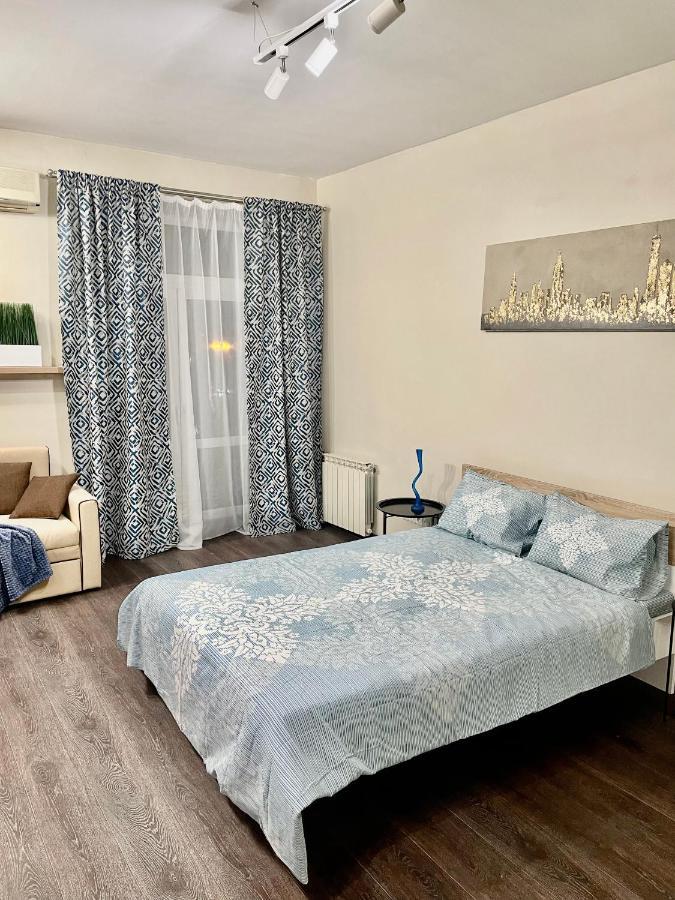 Apartment Near Zybitskaya Минск Екстериор снимка